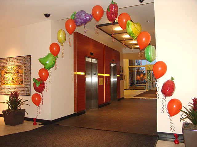 fruit and vegetable balloon arch